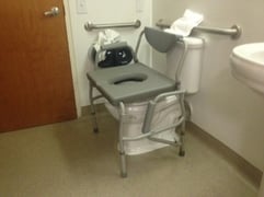 dk_corner-_shoulder_surgery-commode.jpg